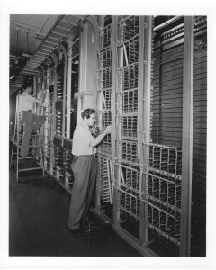 1950s-5 -
Main Exchange, Rockford, Illinois.