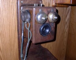 National Telephone Mfg., the hook is under the watch case rcvr