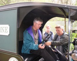 How many Phone Museum people does it take to start a Model T?