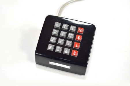 Title: Autovon adjuct dial
Description: Autovon touch tone adjuct dial, black.