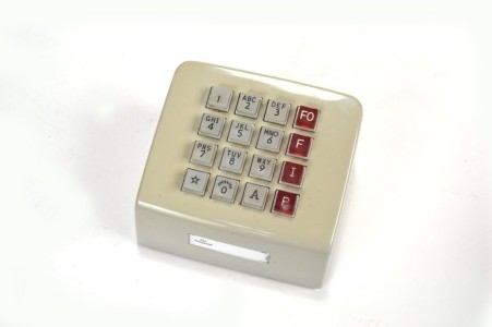 Title: Autovon adjuct dial
Description: Autovon touch tone adjuct dial, light grey.